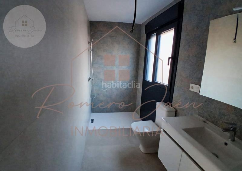 Foto 155f8ca9-abdc-40b3-8e7f-aa0bd71ee3d8. Zweistöckige wohnung in San Ildefonso - Catedral Jaén