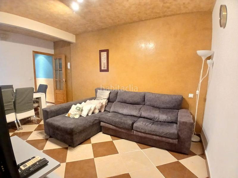 Foto c3523e06-481f-40ae-9e2d-c5deeec63471. Miete etagenwohnung in Ctra. Circunvalación - La Magdalena Jaén