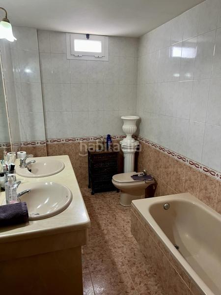 Foto cfcc2b2c-0115-436f-9f47-e7790cfb5e52. Haus in Ctra. Circunvalación - La Magdalena Jaén