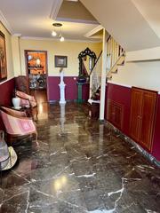 Maison à Ctra. Circunvalación - La Magdalena