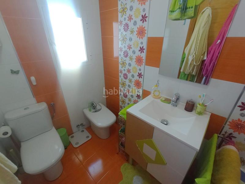 Foto e7cd752d-b483-43e9-8b2f-1dd503a48f3c. House with heating in Ctra. Circunvalación - La Magdalena Jaén