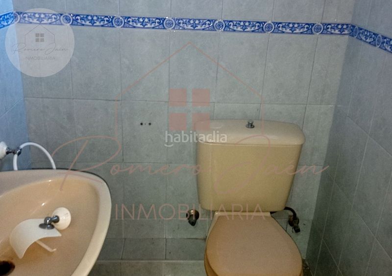 Foto 51ec4863-1b87-426e-8f9b-e23ebf9730be. Locale commerciale in San Ildefonso - Catedral Jaén