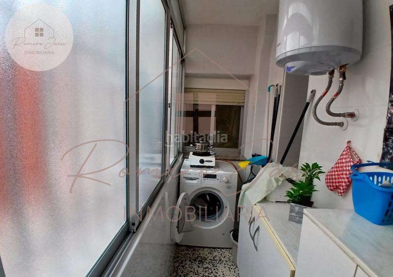 Foto c697ecea-54d6-431f-a98b-89cd8f77b9b7. Piso en Peñamefecit - Avda Barcelona Jaén