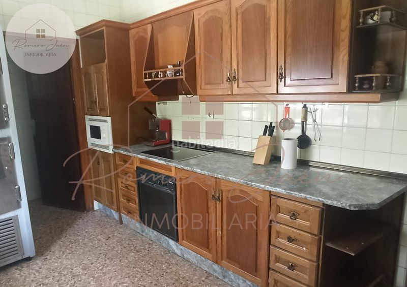 Foto f3643482-1ff9-468d-a7b0-2713d254dd78. Casa amb piscina a Guardia de Jaén (La)