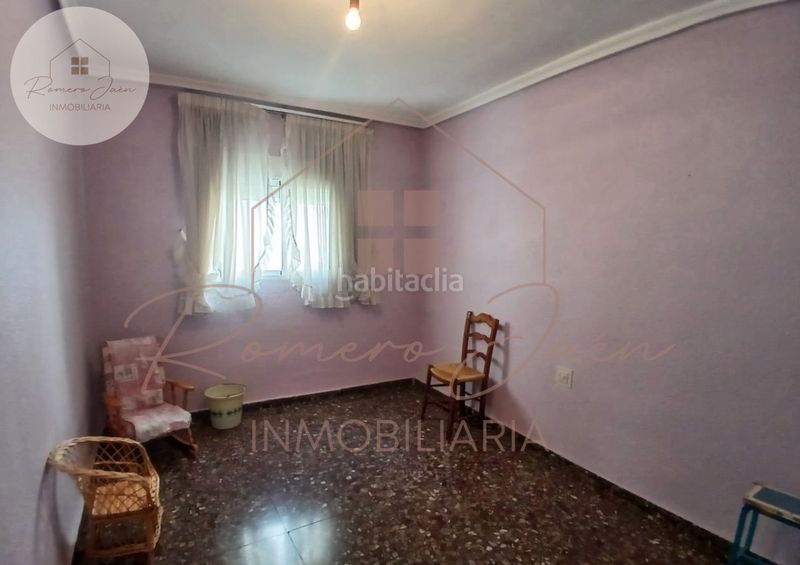 Foto f09514ae-8950-4cd8-9f31-b67da9311fd2. Flat in Peñamefecit - Avda Barcelona Jaén