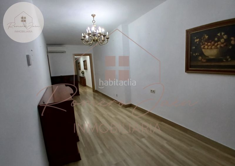 Foto c148401a-f715-46ee-8526-48edb2b793cb. Pis amb calefacció a Belén - San Roque Jaén