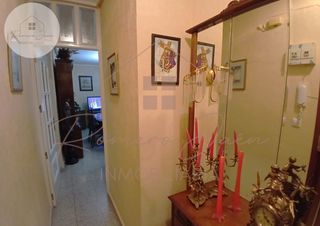 Pis en Ctra. Circunvalaci�n - La Magdalena. Piso en venta junto a la  iglesia de la magdalena