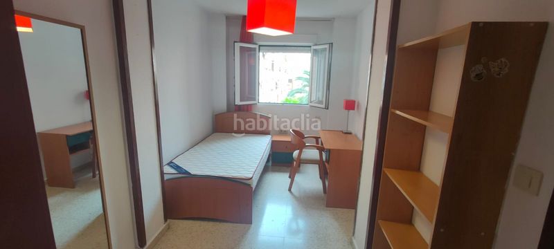 Foto 28796592-58b5-4f2d-a5fa-a9e2df625b83. Rent flat with pool in Peñamefecit - Avda Barcelona Jaén