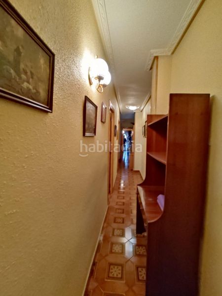 Foto 464a18c7-0947-4942-b882-546cb058e629. Àtic a Santa Isabel Jaén