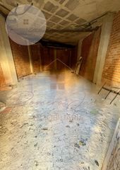 Local Comercial en Renfe - Bulevar 1ª y 2ª Fase. Ubicado en bruzo boulevard, zona con paso y proyección comercial