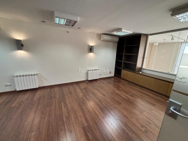 Foto 302a539b-a8d7-4ed9-b427-aa3f79ae4f73. Location bureau avec chauffage parking dans Sanchinarro Madrid