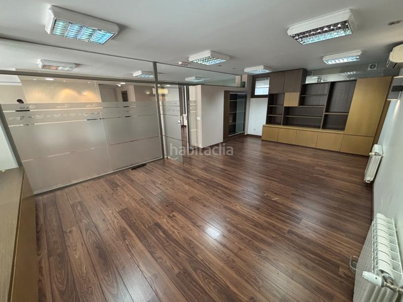 Foto 4519dd39-71cd-4093-9ce9-3cd41b55c152. Location bureau avec chauffage parking dans Sanchinarro Madrid