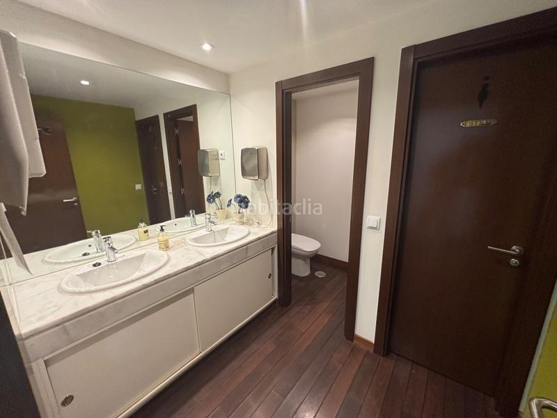 Foto a76c3ff1-d96a-4415-af8c-0c9579fe7c62. Location bureau avec chauffage parking dans Sanchinarro Madrid