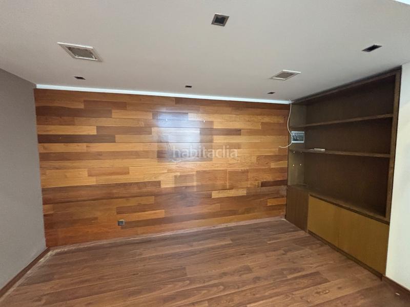 Foto bb033e2f-cef8-420e-9cf0-7064a1af6897. Location bureau avec chauffage parking dans Sanchinarro Madrid