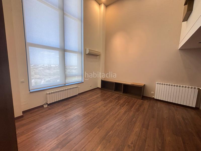 Foto ec38a491-b02f-4329-8a36-0b2e1e695414. Location bureau avec chauffage parking dans Sanchinarro Madrid