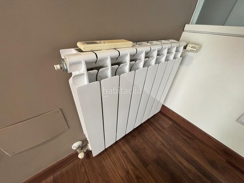 Foto 3cbfab56-c0c7-40bb-a051-71c569af409d. Miete büro mit heizung parking in Sanchinarro Madrid