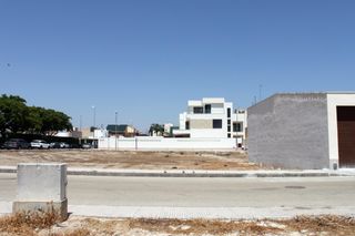 Terreno residenziale in Cox. Solar urbano en zona pabellon de deportes