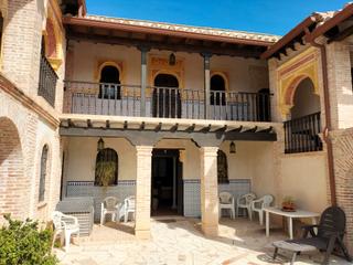 Xalet a Crevillente. Villa estilo arabe