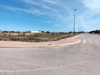 Terreny residencial a Cox. Terreno industrial en poligono