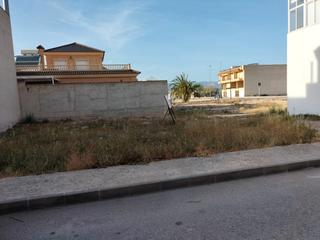Terreny residencial a Cox. Terreno urbano en pabellon deportes cox.