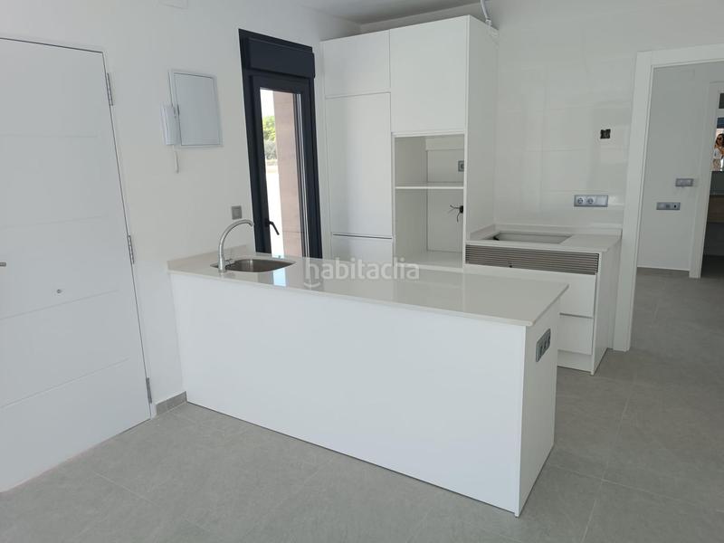 Foto 2f9f058a-2f16-4d28-a7ae-3567ab5aba0e. Chalet villas con piscina privada en Daya Nueva