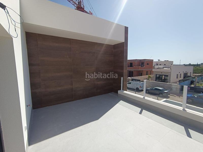 Foto 8bd00da8-bd64-45ee-be08-d2a9871f362d. Chalet villas con piscina privada en Daya Nueva