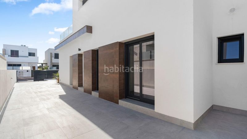 Foto cc271a2a-0900-420d-8634-d3dac8ae0587. Xalet amb piscina a Daya Nueva