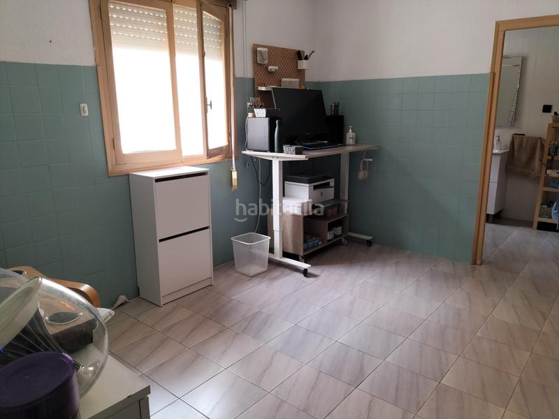 Foto bf3bbb98-943b-456e-80c3-08c789a6d35c. Casa con parcheggio in Cox