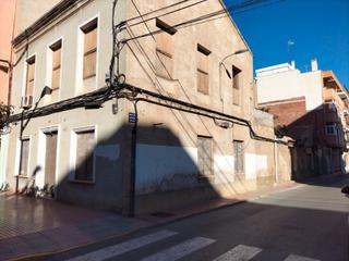 Maison à Callosa de Segura. Casa esquina en zona centro