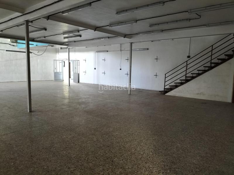 Foto a3df9571-34a2-435a-9478-0b60aebf224b. Nave industrial  en Albatera