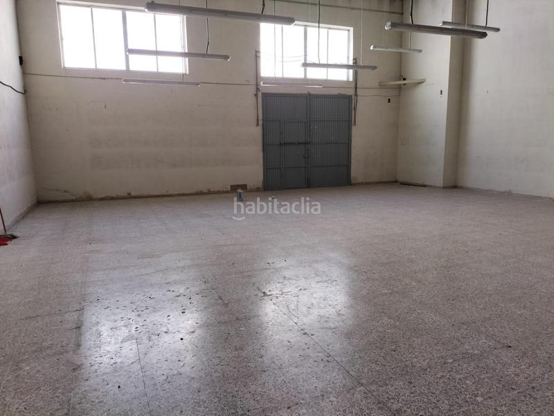 Foto ede05a4d-60b8-4770-8208-657bf99b8ec8. Nave industrial  en Albatera