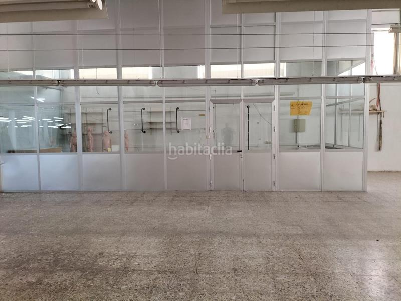 Foto fe9b8988-fba7-4a32-87f2-74294e8329a8. Nave industrial  en Albatera
