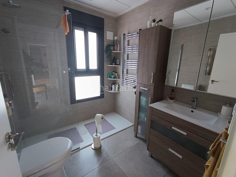 Foto 9077b5b8-c6b1-42cb-81b9-f611f9ef7108. Chalet villa con piscina en Daya Nueva