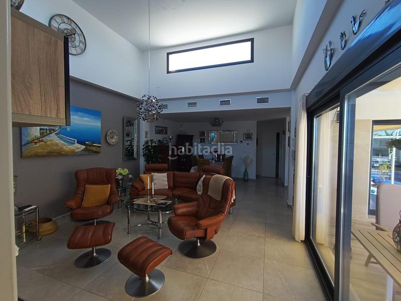 Foto aadce97d-155f-48c2-94a5-747991a08b49. Chalet villa con piscina en Daya Nueva
