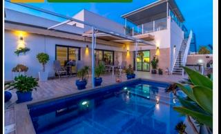 Xalet a Daya Nueva. Villa con piscina en daya nueva