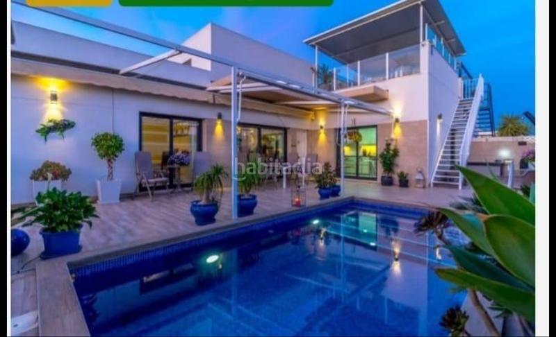 Foto ffc75cb3-6151-4724-a520-5811385ac687. Chalet villa con piscina en Daya Nueva