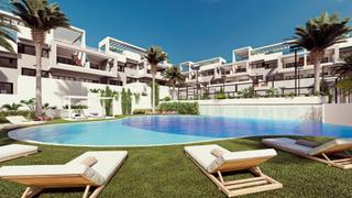 Maison à Los Balcones-Los Altos. Bungalows en planta baja y planta  alta  en los balcones torrevi