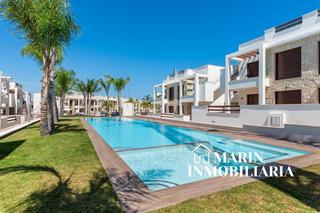Casa a Los Balcones-Los Altos. Promoción de bungalows en torrevieja