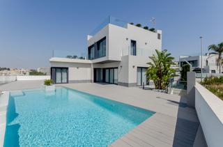 Xalet a Campoamor. Villas de lujo en la dehesa campoamor  orihuela costa