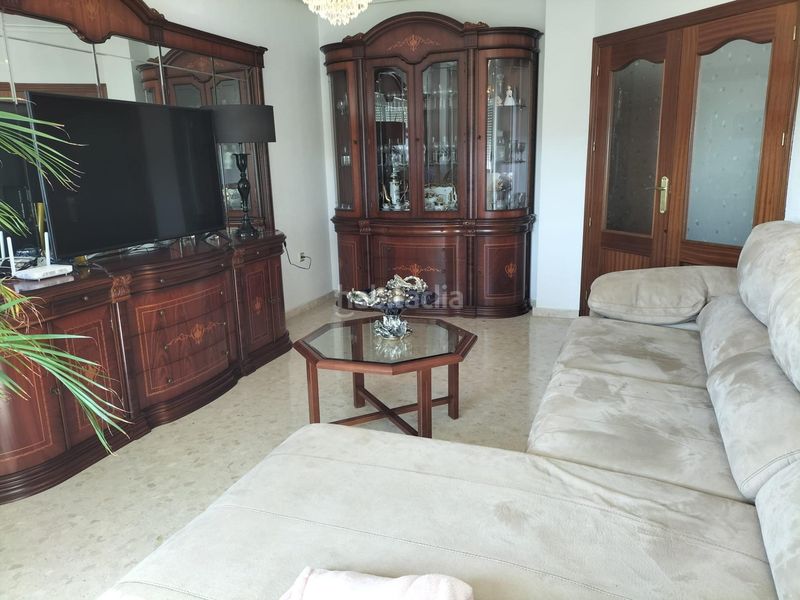 Foto ae1fe294-e78d-4d47-a8be-be0adfd35038. Casa amb aparcament a Cox