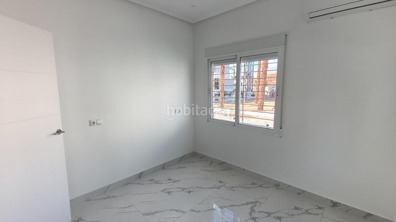 Foto 0f8d7b5f-2230-4a18-927d-16c16cb8e251. Casa en calle calle serrano 19 casa independiente en planta baja reformada y con solarium en San Pedro del Pinatar