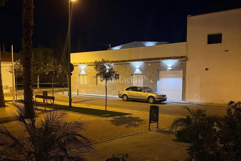 Foto 5cc524d5-6d50-4740-a639-b5c7deb07f95. Casa en calle calle serrano 19 casa independiente en planta baja reformada y con solarium en San Pedro del Pinatar