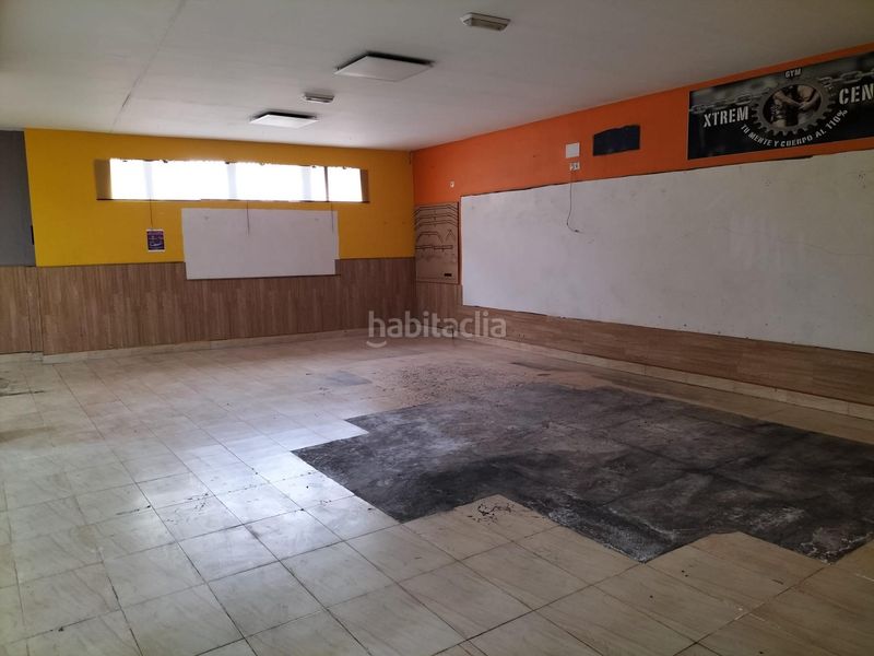 Foto f712aeeb-7c00-45c7-b644-a653cf380814. Local comercial a Cox