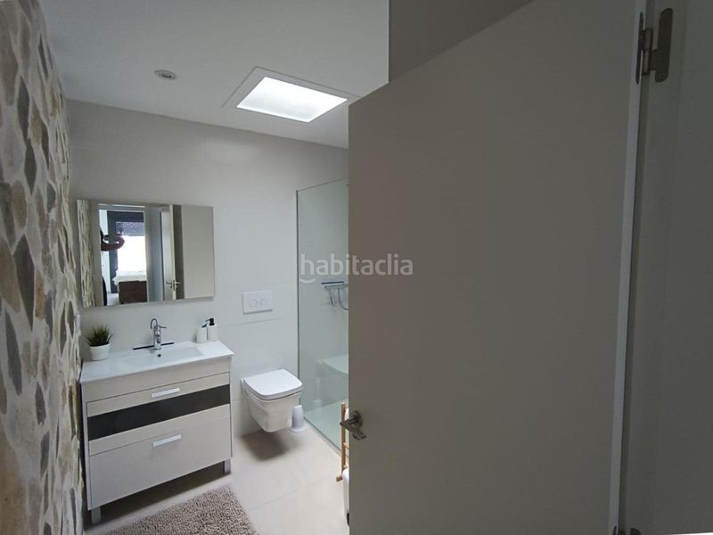 Foto b123de57-7402-4ef7-bc94-ae1d19e02349. Xalet amb aparcament piscina a Daya Nueva