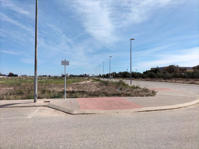 Foto 067734dc-6653-4b43-b6b0-37a35cff394c. Area edificabile industriale in Cox