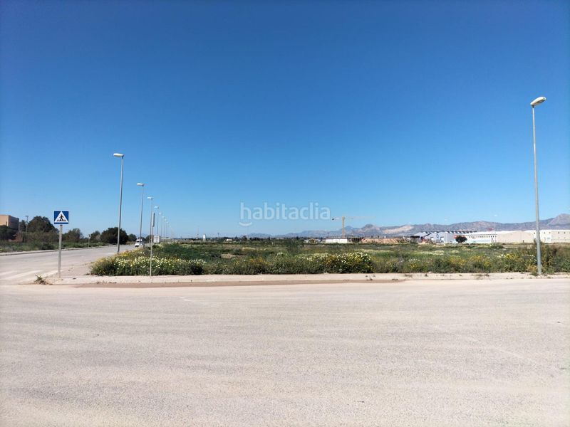 Foto dcc7e290-bfd1-4892-ac9c-dde71bbc1e8f. Area edificabile industriale in Cox