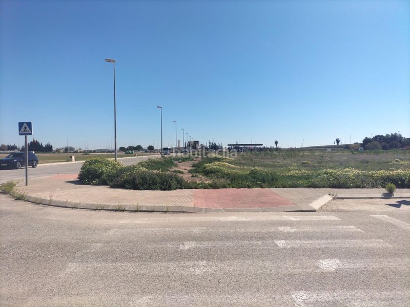 Foto df01d8b9-50a5-490f-8ad6-c4cafccd268f. Area edificabile industriale in Cox