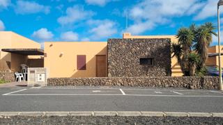 Xalet  Calle ferroba. Chalet en venta en tamaragua, corralejo, la oliva.