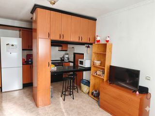 Flat  Calle la piona. **piso en venta en el matorral, puerto del rosario**