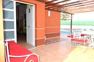 Chalet  Calle edificaciones de la caleta. Chalet independiente en venta en corralejo, fuerteventura.